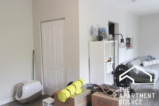 Foto del edificio - 722 W Roscoe St