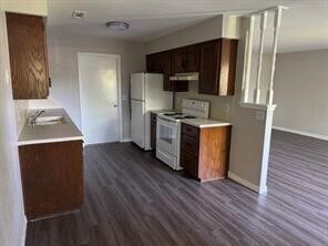 Building Photo - 2704 McMillan Dr