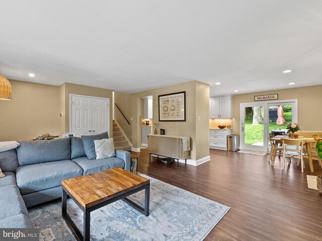 Foto del edificio - 5208 Lindsay St