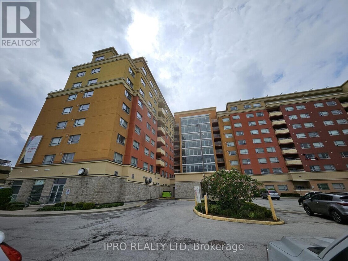 Photo principale - 1686-91686 Main St W