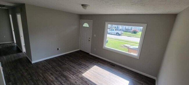 Building Photo - Kylemore - Xenia