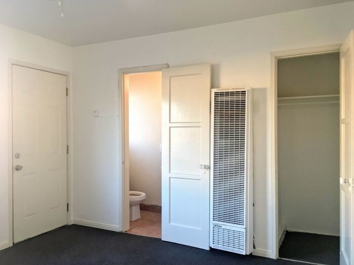 Primary Photo - Studio in Lomita For Rent