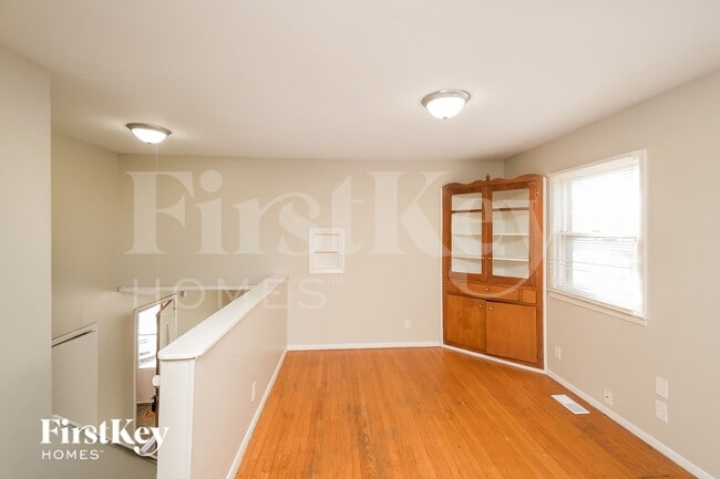 Building Photo - 8308 E 35th Pl