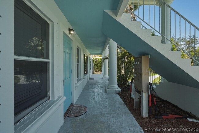 Building Photo - 4529 NE 21st Ave
