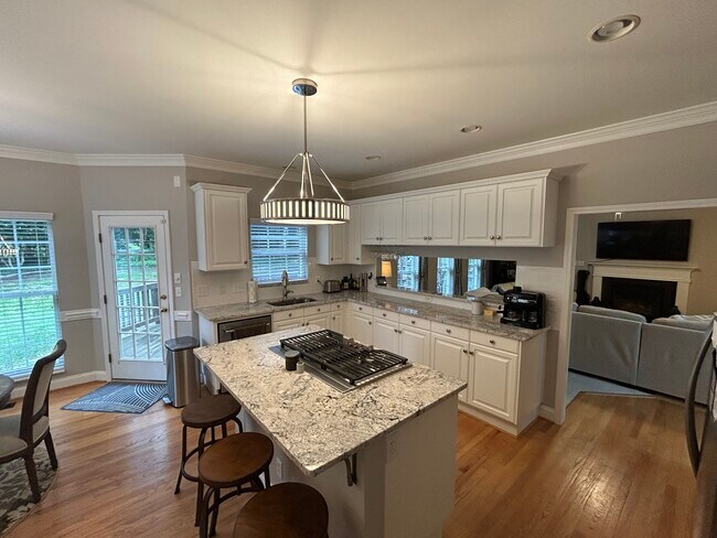 Foto del edificio - 16038 Cranleigh Dr