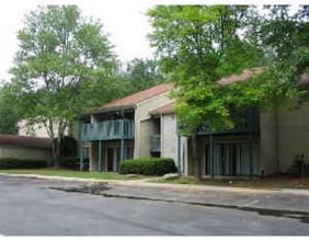 Building Photo - 3575 Oakvale Rd