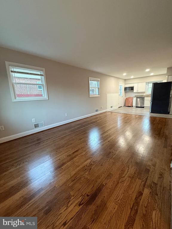 Foto del edificio - 5852 Mt Vernon Dr