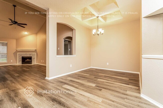 Foto del edificio - 1010 Barkridge Dr