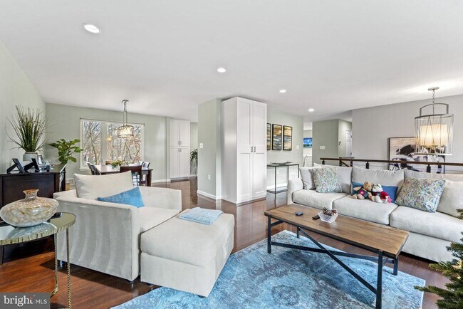 Foto del edificio - 1411 Aldenham Ln