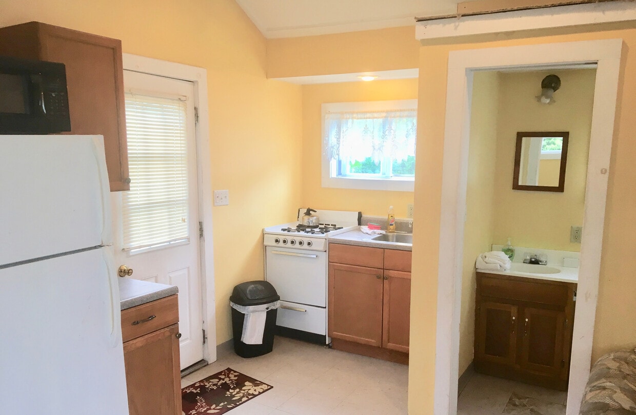 6 W Shore Rd, Nelson, NH 03457 House Rental in Nelson, NH