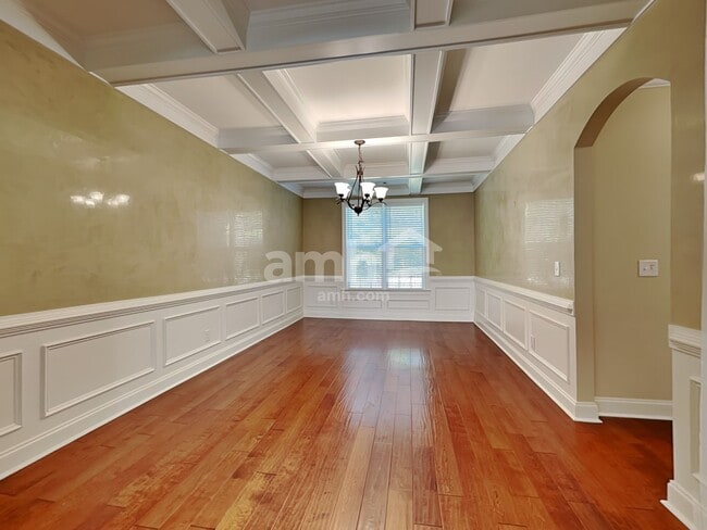 Building Photo - 112 Broken Bit Cir