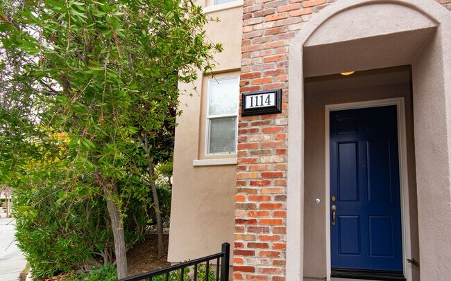 Building Photo - Condo in San Elijo!