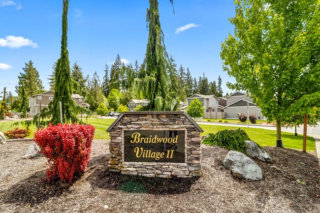 Building Photo - New Braidwood Village Home for Rent!