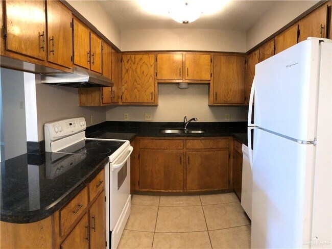 Foto del edificio - 2301 N Stewart Rd