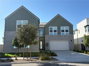 Building Photo - 27541 Elderberry Dr