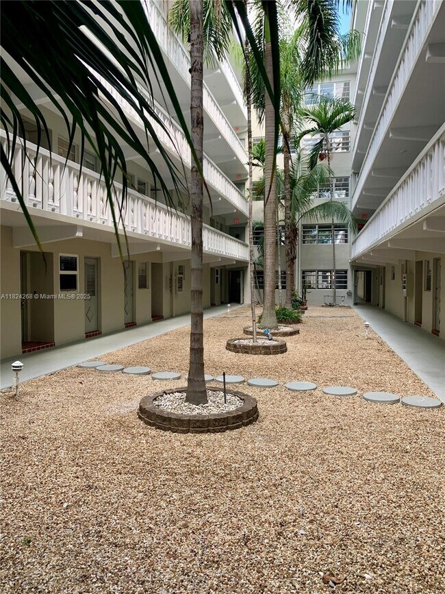 Foto del edificio - 330 SE 2nd St