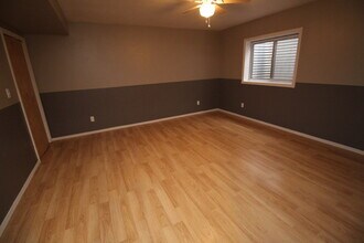 Building Photo - 6724 Lost Springs Dr