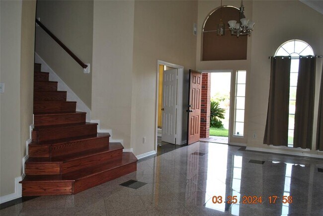 Building Photo - 3140 Markscott Dr