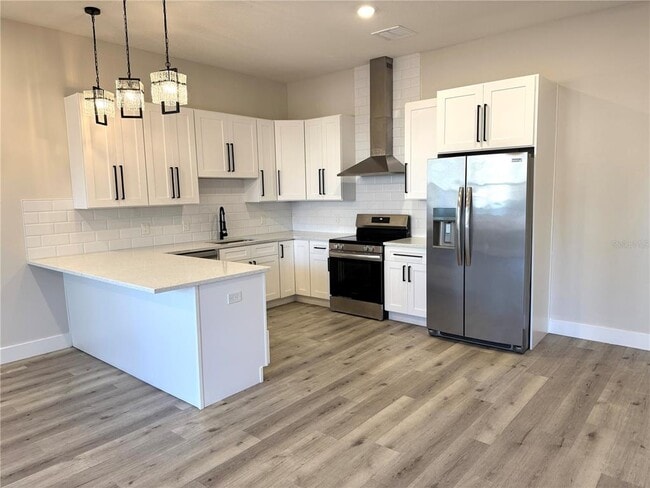 Building Photo - 1919 30th Ave N