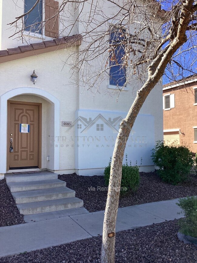 Foto del edificio - 4685 E Laurel Ave