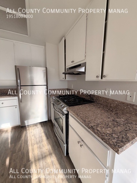 Foto del edificio - 324 Cassidy St