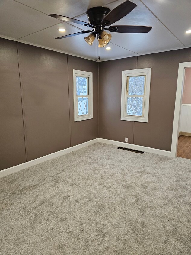 Building Photo - 16562 Harmonsburg Rd