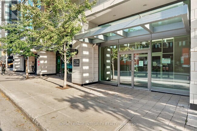 Building Photo - 238-1238 Besserer St