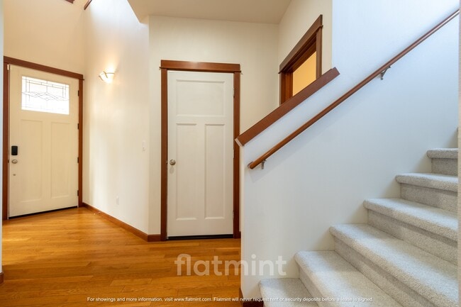 Photo - 4418 137th Pl SE House