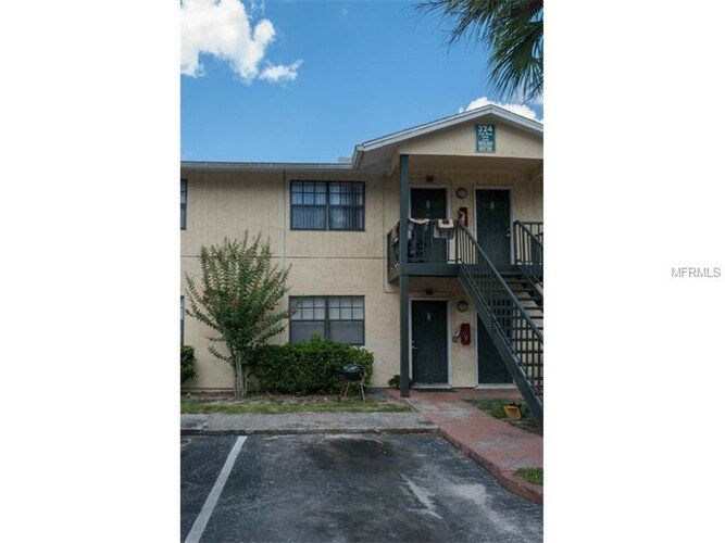 Exterior - 324 Oak Rose Ln