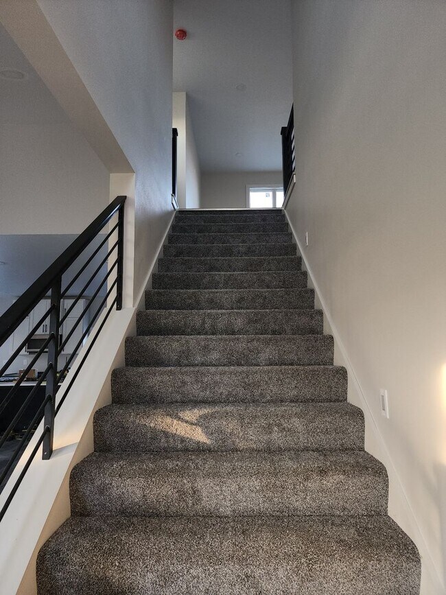 Foto del edificio - New construction three bedroom house