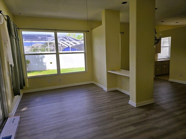 Building Photo - 5131 SE Sweetbrier Terrace