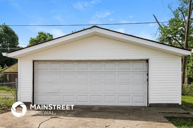 Building Photo - 4225 Spann Ave