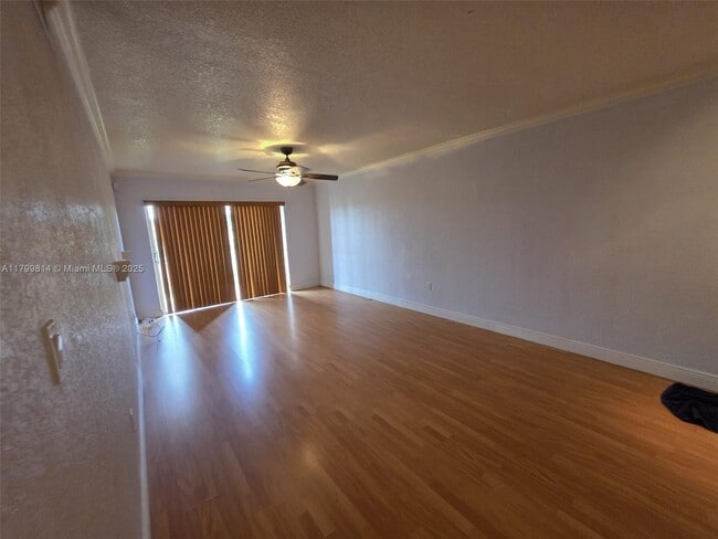 Building Photo - 9437 SW 76th St