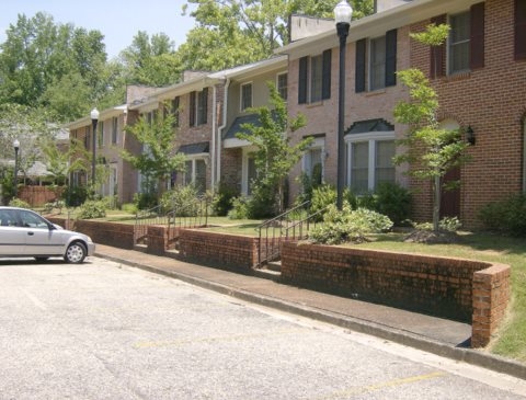 Building Photo - Cary Woods Townhomes