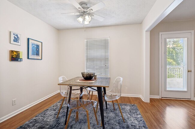Foto del edificio - 1228 Ballater Dr