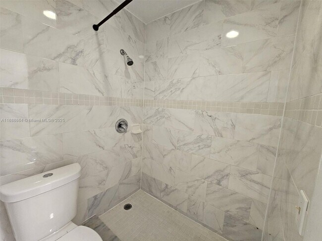 Foto del edificio - 6961 W 14th Ct