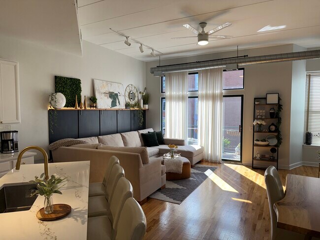 Foto del edificio - 936 W Madison St