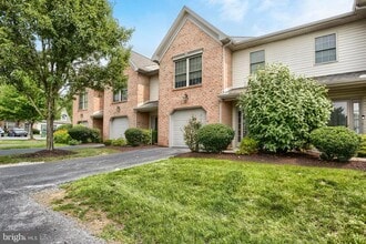 Building Photo - 453 Waverly Woods Dr