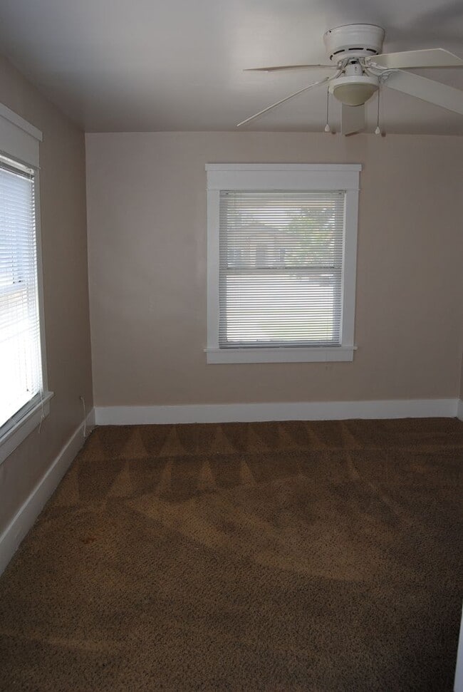 Building Photo - 1730 3rd St