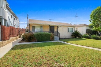 Building Photo - 2212 S Isabella Ave
