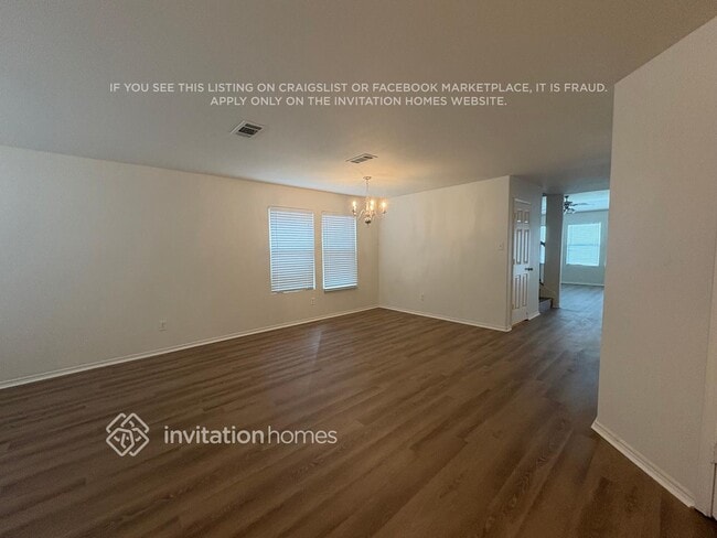 Building Photo - 4517 Dogwood Dr