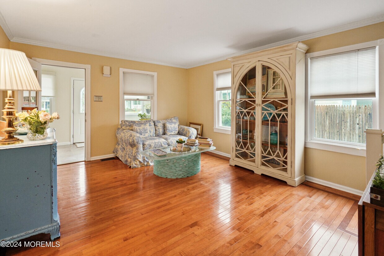 Foto principal - 303 River Ave