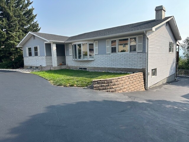 Foto principal - 1155 Stanton St