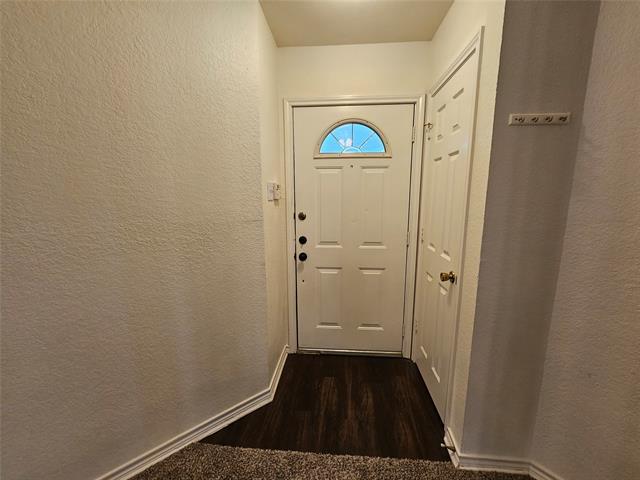 Foto del edificio - 18055 Whispering Gables Ln