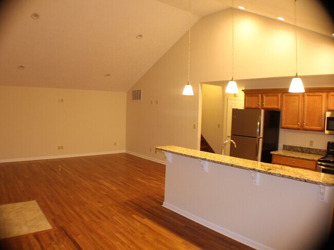 Building Photo - 417 N Wheeling Ave