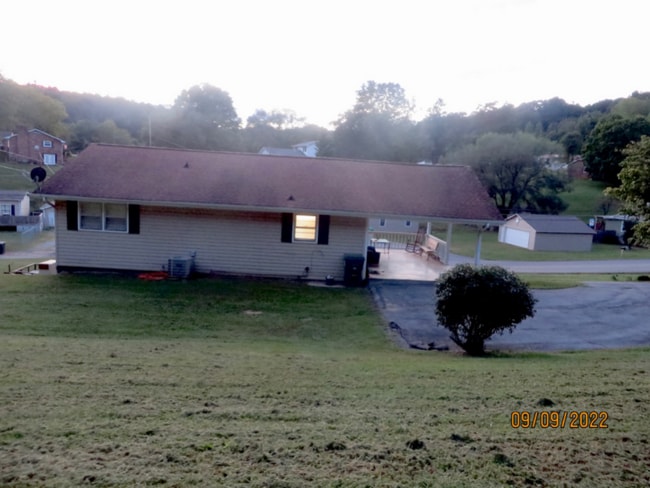 Foto del edificio - 337 Lucy Rd
