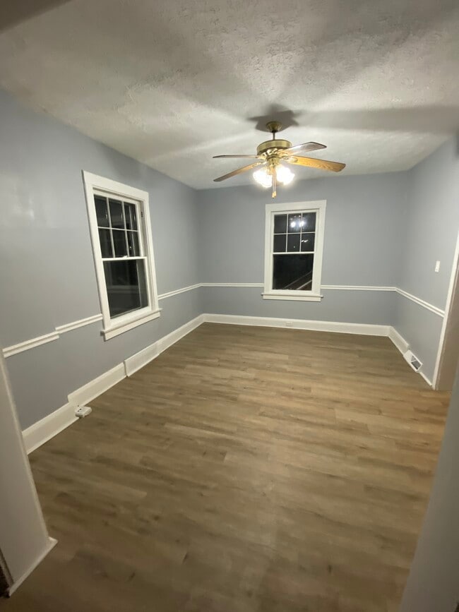 Dining Room - 1903 Tonawanda Ave