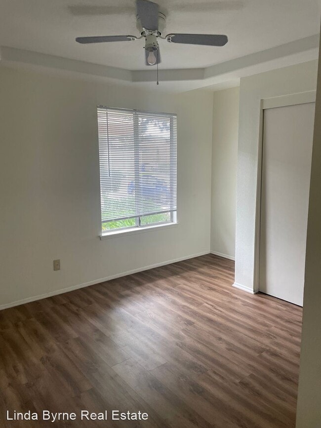 Building Photo - 2 br, 2 bath House - 2704 Bolker Drive