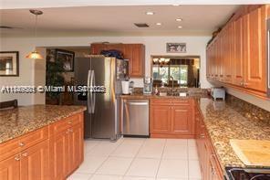 Foto del edificio - 5461 NE 22nd Ave