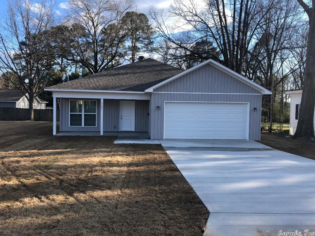 1221 Cherry Ln, Benton, AR 72015 House Rental in Benton, AR